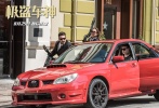 《極盜車神》已定檔于8月25日全面登陸內(nèi)地各大影院。這不僅是一場獻給影迷們的視覺盛宴，更是一場屬于車迷們的狂歡！“燃爆荷爾蒙，狂飆無極限！”戴上耳機，踩下油門，這就開車！