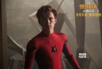 目前，影片全球狂攬超7億美元，成功躋身全球票房top 100！據(jù)悉，電影《蜘蛛俠：英雄歸來》將于9月8日以3D、IMAX3D、中國巨幕3D制式在全國正式上映。
