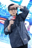 成龍自曝曾為名利演戲 術(shù)后第2天纏繃帶趕拍新片