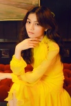 俏皮可爱！春夏蒙特利尔最新写真秒变“小黄人”