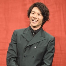 亞人