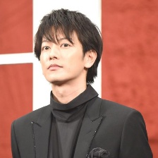 亞人