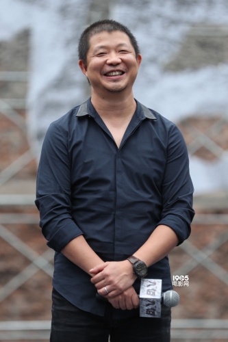 管虎谈《八佰》:imax实拍 不用演员讨好年轻观众