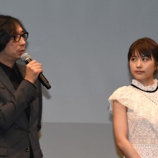 愛，不由自主