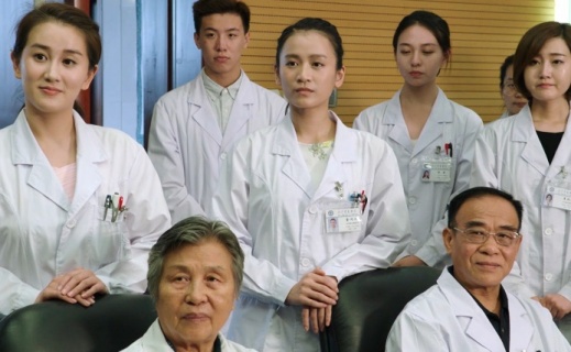 《你若安好》医者仁心版花絮 主创道出从医真谛