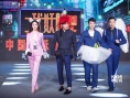 反差萌！李光潔背天使翅膀走秀 秒變性感維秘男神