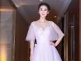 黄圣依唯美写真仙气足 二胎后仍骨感身材似少女