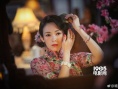 章子怡晒《胭脂扣》剧照 与周一围飙演技致敬经典