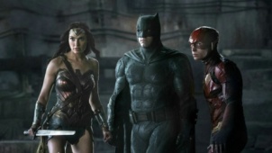 《正义联盟》新角色汇聚 开启DC电影宇宙新篇章