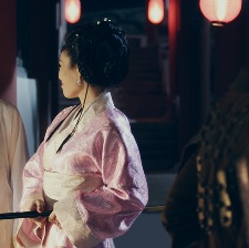 深宮怨靈