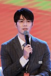 电影新力量：陈学冬想演现实题材电影 不计片酬