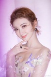 景甜粉色禮服下