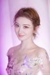 景甜粉色禮服下