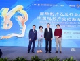 俞白眉稱類型片需講中國故事 苗曉天再談《長城》