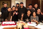 曾因出演《新結(jié)婚時代》為觀眾所熟悉的郭曉東，在熒幕上塑造過不少的“居家好男人”的形象，此次在電視劇《半生緣》里一改往日的面貌，變身眾多觀眾口中的“童年陰影”祝鴻才，這種巨大的反差感，亦是令人十分期待。 ?