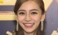杨颖鼻子受伤却很开心 原来是被“小海绵”抓的