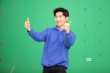 杨洋关晓彤接棒《赞赞新时代》 欧阳娜娜元气满满