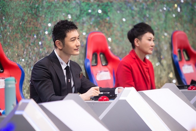 黄晓明《直通春晚》助力梦想 分享春晚独家记忆