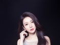 柳岩鱼尾银裙惊艳红毯 获颁“年度突破女演员”