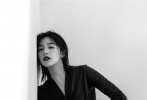 阚清子为时尚杂志拍摄了一组风格多变的大片。