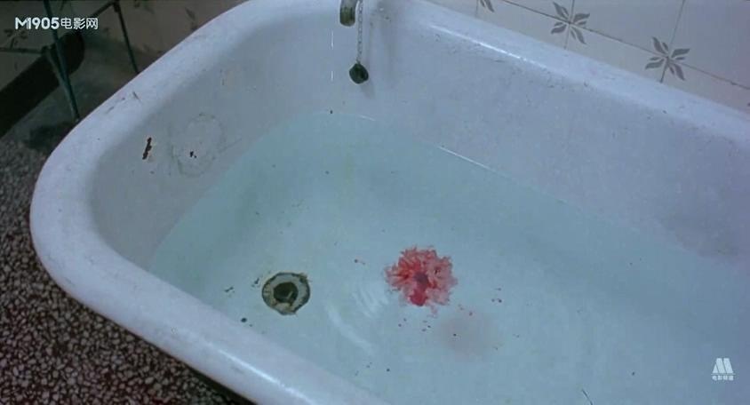 中邪会不会起鸡皮疙瘩(中邪会不会起鸡皮疙瘩呢)