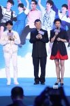 顧長衛(wèi)為青春期兒子拍新片 王源現(xiàn)場清唱主題曲