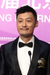 余文樂(lè)現(xiàn)身北影節(jié)開(kāi)幕式 談升級(jí)當(dāng)爸心情大好