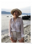 钟丽缇混血大女儿近照曝光 卷发深V装继承性感身材