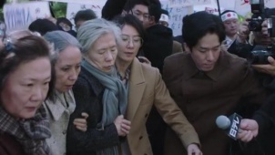 10位老奶奶6年间23次对抗日本司法部 请日本正视历史！
