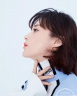 蔣勤勤曝“孕”味寫真 摩登辣媽慵懶隨性style