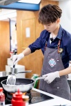 王俊凱勾火技術(shù)是大廚風(fēng)范？ 真相叫人哭笑不得