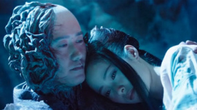 波叔很強(qiáng)勢！即便成了怪物也不耽誤約妹子
