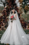 左立嬌妻曬婚禮現(xiàn)場美照 夫妻倆擁抱接吻甜度爆表