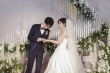 左立娇妻晒婚礼现场美照 夫妻俩拥抱接吻甜度爆表