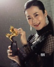 金马奖入围者写真曝光 准影帝影后手拿奖杯出镜