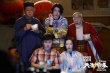 《天气预爆》肖央行使导演的“权力”与杜鹃拍吻戏