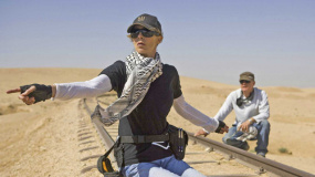 電影日歷：“鐵娘子”導(dǎo)演名震好萊塢 詹姆斯·卡梅隆都甘拜下風(fēng)