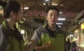 賈乃亮助力“脫貧攻堅戰(zhàn)—星光行動” 體驗黎族部落黎錦制作