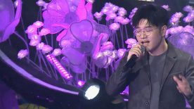 王铮亮献唱电影频道公益盛典 “我们的爱”会陪伴你左右