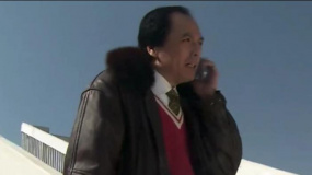 接債主電話假裝聽不清說自己在高速上，結(jié)果人家走到跟前了！