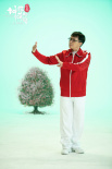 《神探蒲松龄》曝主题曲 蔡徐坤教成龙跳舞反差萌