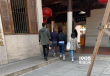 有种幸福叫刘涛王珂!网友偶遇晒照吃路边摊超甜蜜