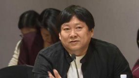 霍建起分享老北京情结 呼吁保护古建筑和传承中国传统文化