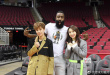 破次元！孟美岐Sunnee現(xiàn)場看NBA 與哈登熱情互動
