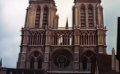 八百年古迹被烧毁！回顾电影《巴黎圣母院》中这一辉煌建筑