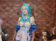 林允女仆裝引熱議 生日趴與周潔瓊大玩cosplay