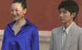 《地久天长》“母子档”亮相 咏梅王源亚洲影视周走红毯