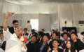 揭秘亚洲影视周启动仪式后台 包贝尔组织众明星合影