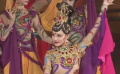 鐘楚曦領(lǐng)銜表演開(kāi)場(chǎng)舞《尋夢(mèng)》 飛天造型驚艷靈動(dòng)