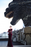 連軸轉(zhuǎn)！《哥斯拉2》日本首映 章子怡現(xiàn)身狀態(tài)好